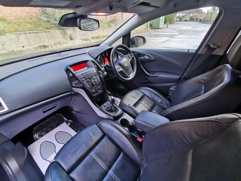 VAUXHALL ASTRA