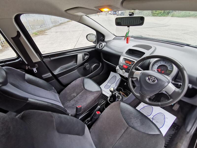 TOYOTA AYGO