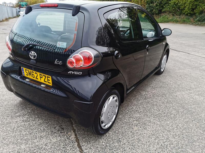 TOYOTA AYGO